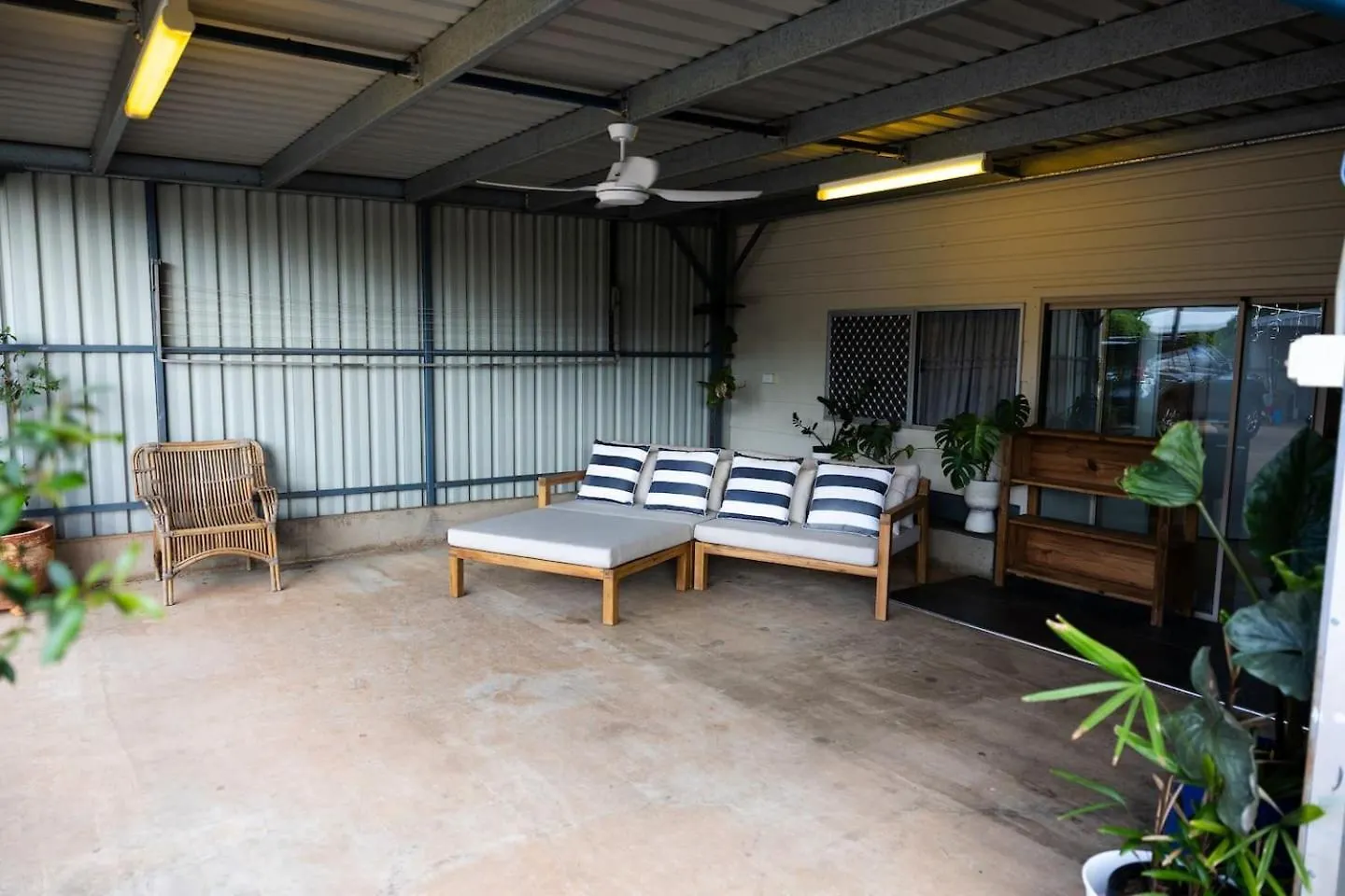 Stay Outback Clermont - Pet Friendly 0*,
